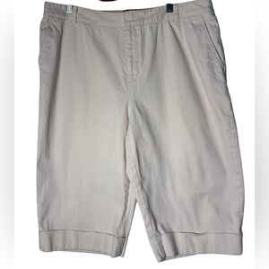 Ellen Tracy Made Exclusively for Saks Fifth Avenue capri shorts light pink 14